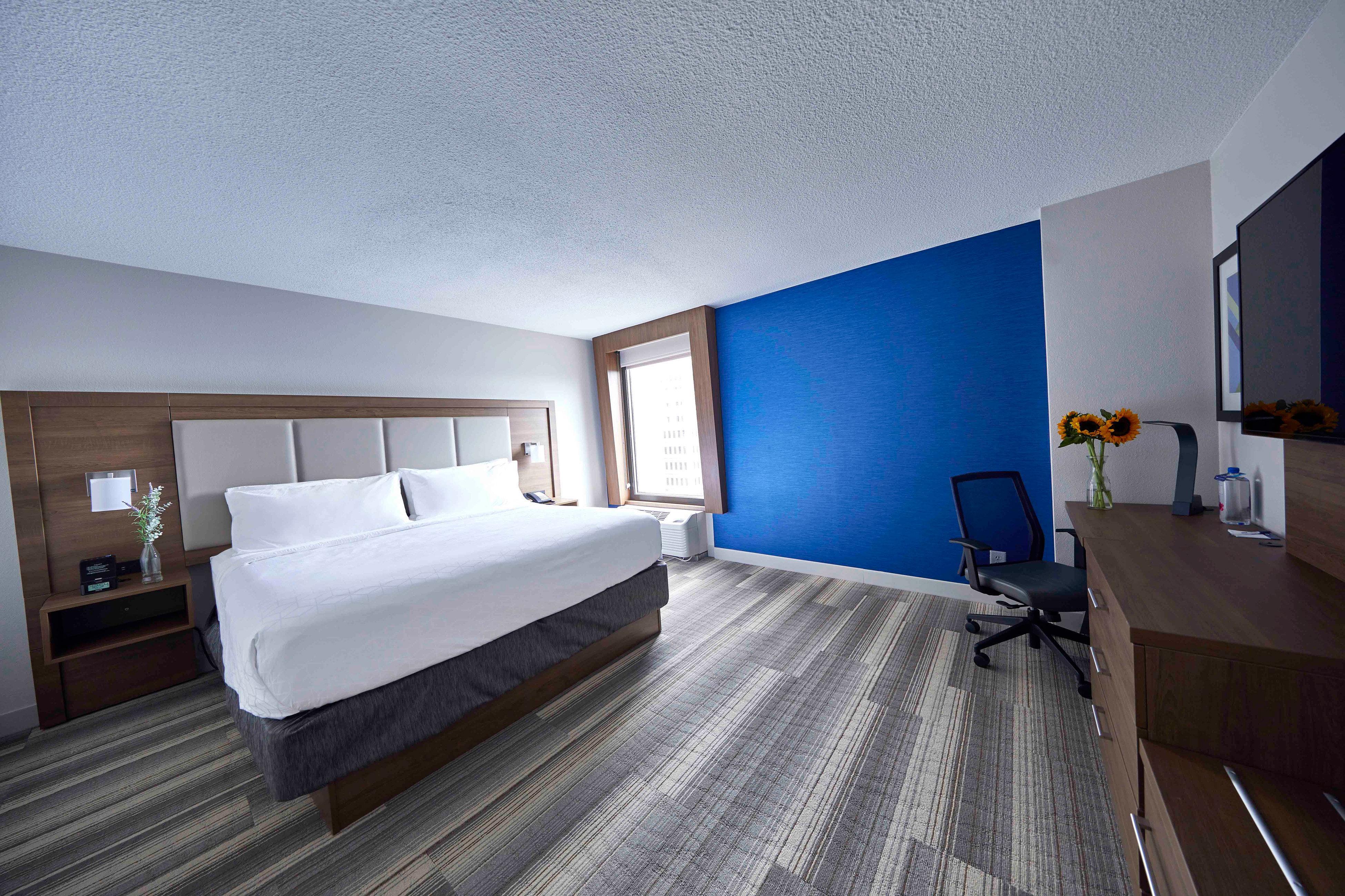 Holiday Inn Express Nashville-Downtown - Broadway By Ihg Екстериор снимка