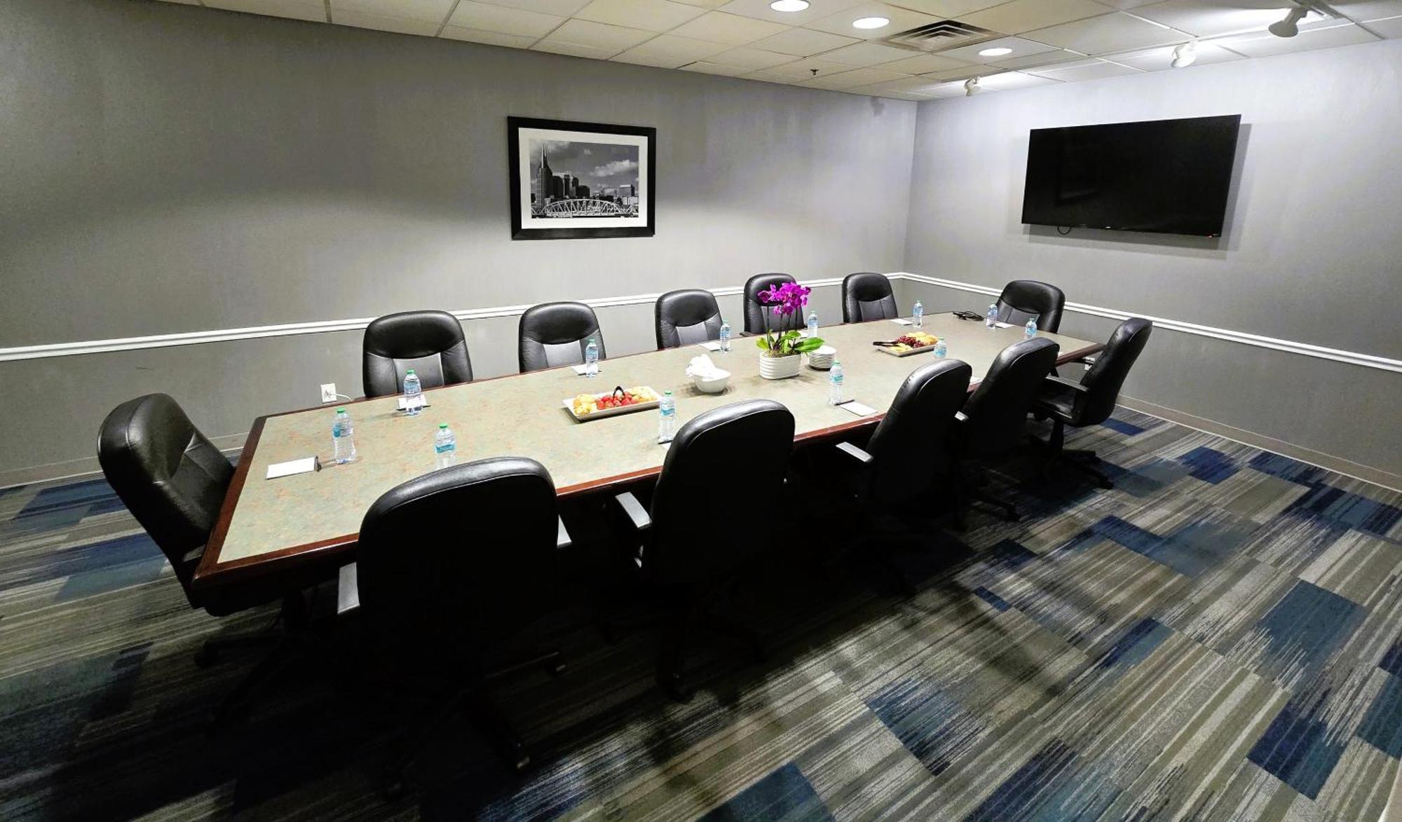 Holiday Inn Express Nashville-Downtown - Broadway By Ihg Екстериор снимка