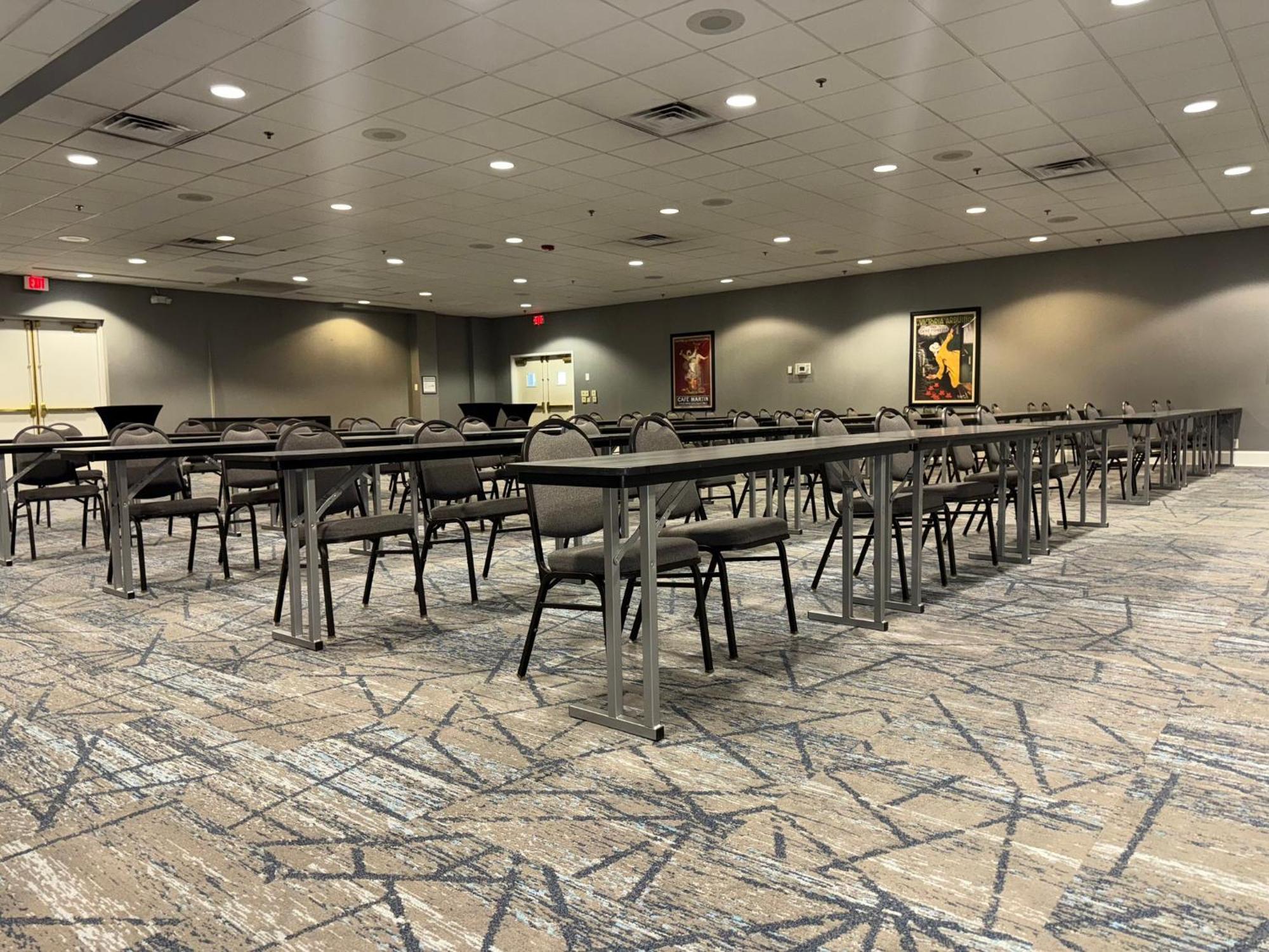 Holiday Inn Express Nashville-Downtown - Broadway By Ihg Екстериор снимка